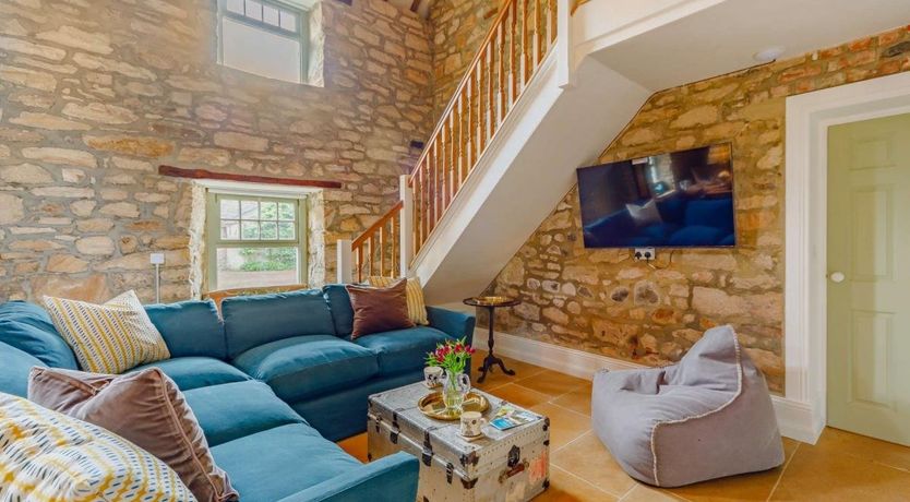 Photo of 6 Bed in Eachwick