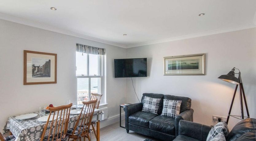 Photo of 2 Bed in Tenby