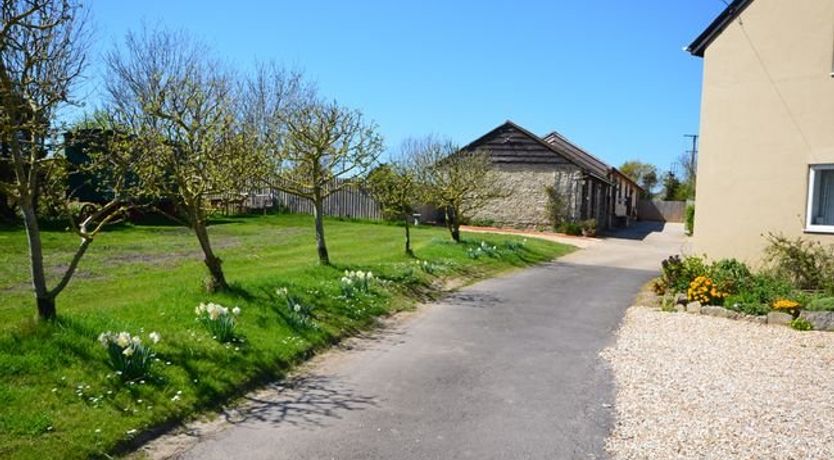 Photo of 3 Bed in Chickerell