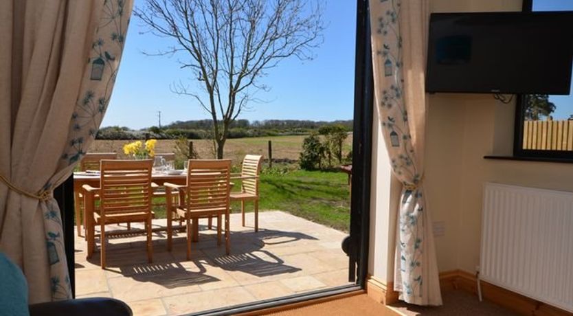 Photo of 3 Bed in Chickerell