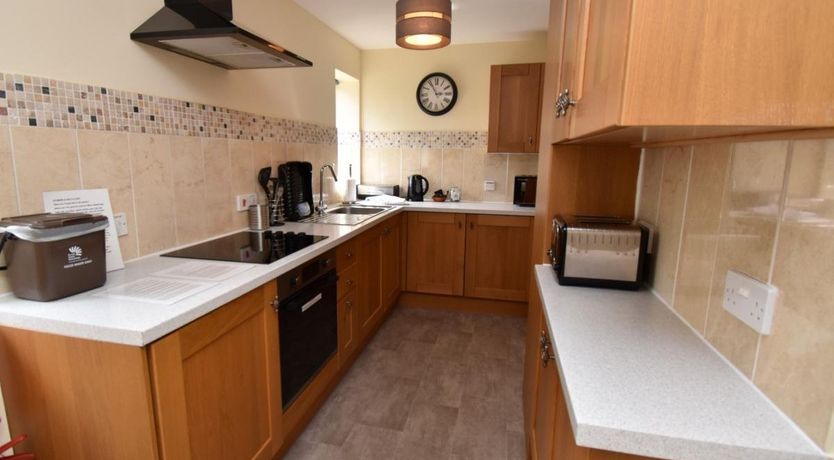 Photo of 3 Bed in Chickerell