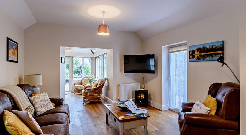 Photo of 1 Bed in Cresselly