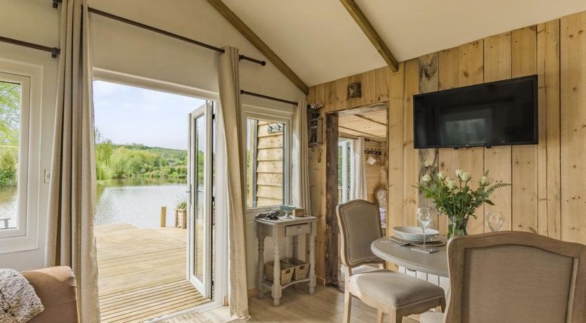 Photo of 1 Bed in Ashford Bowdler