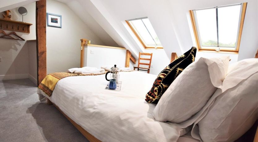 Photo of 2 Bed in Charlestown