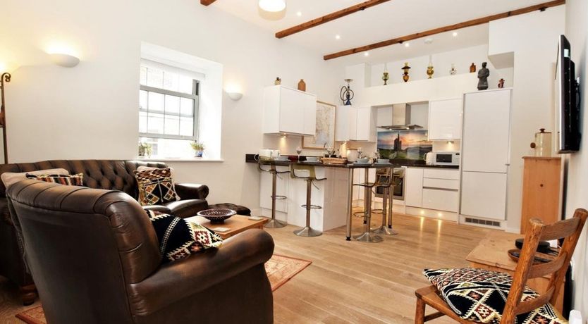 Photo of 2 Bed in Charlestown