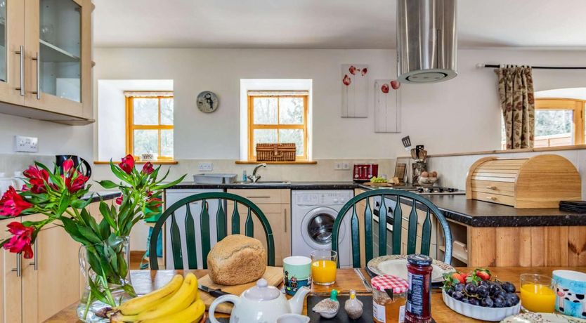 Photo of 3 Bed in Huntly