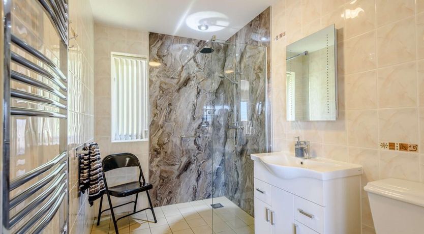 Photo of 2 Bed in Llandderfel