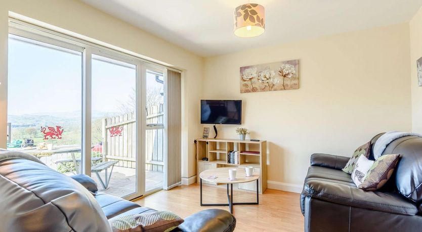 Photo of 2 Bed in Llandderfel