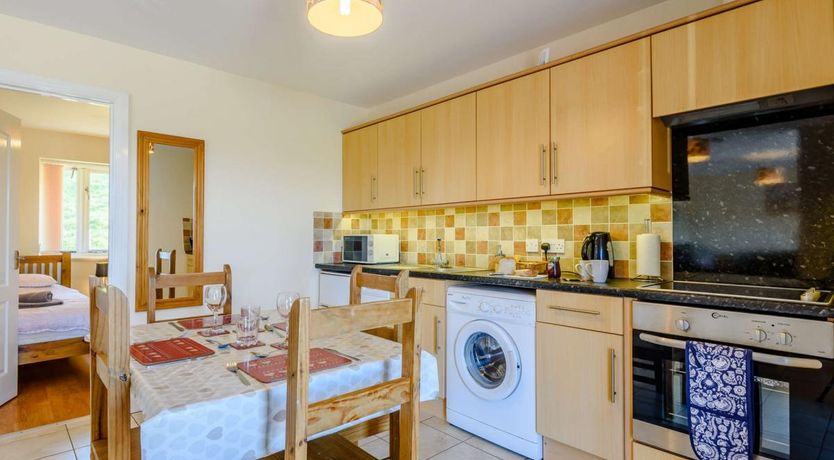 Photo of 2 Bed in Llandderfel