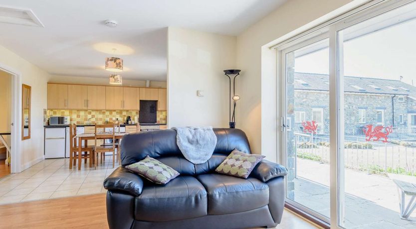 Photo of 2 Bed in Llandderfel