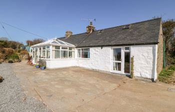 Y Big Holiday Cottage