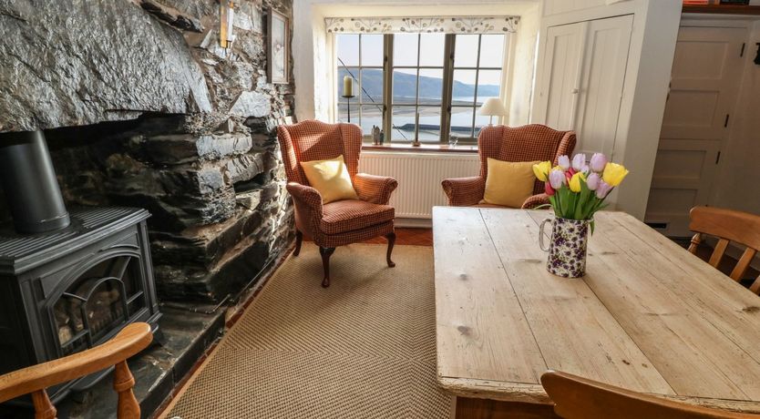 Photo of 2 Bwth Mawr