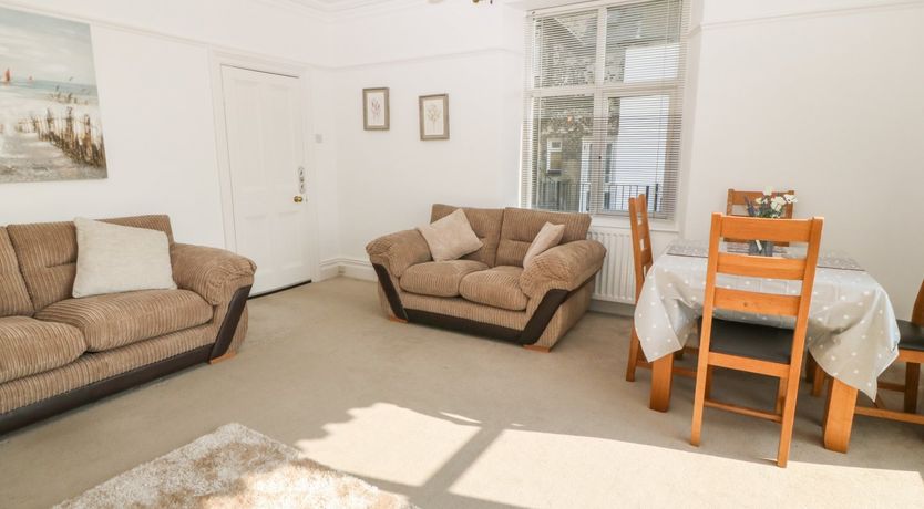 Photo of Gwel Y Castell (Castle View)