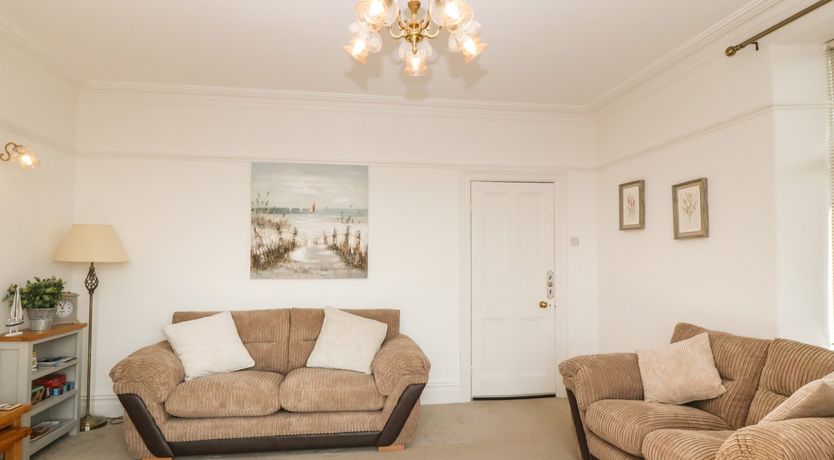 Photo of Gwel Y Castell (Castle View)