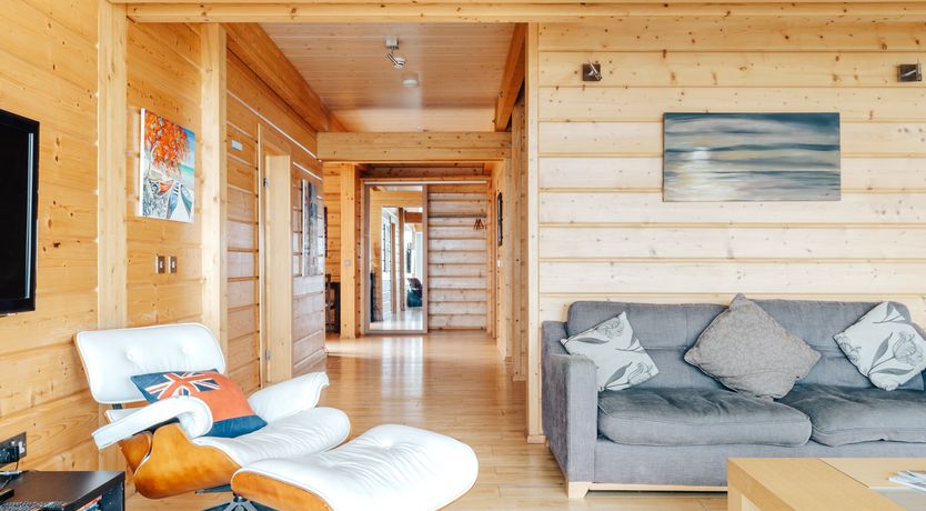 Photo of I Do Like To Be