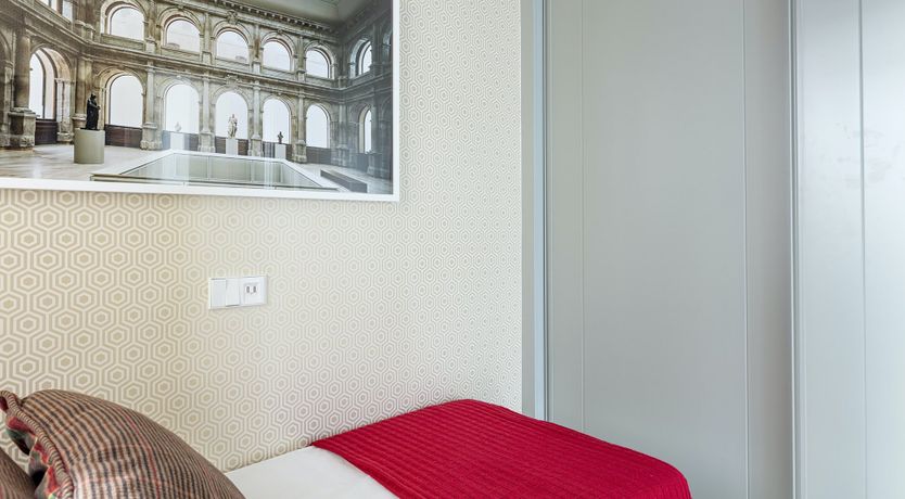 Photo of The Lepidus