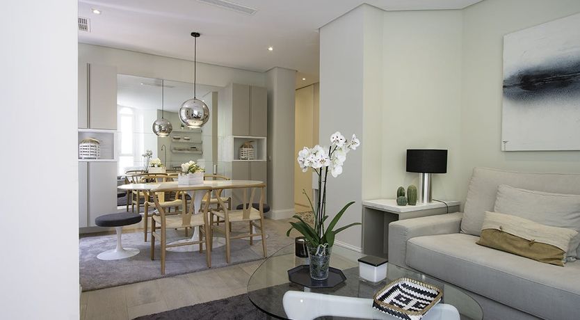 Photo of The Green Guitar