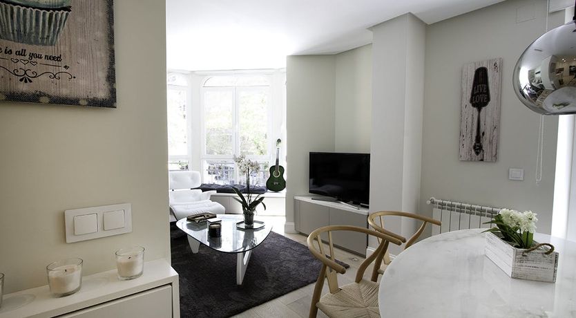 Photo of The Green Guitar