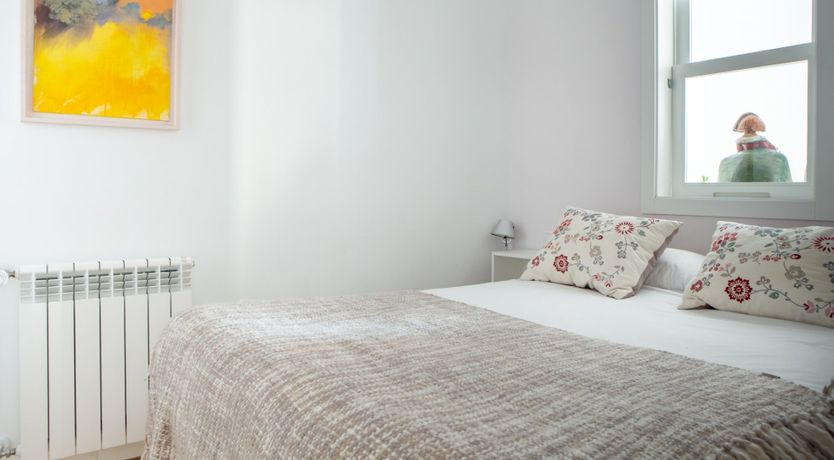 Photo of Yellow Brushwork