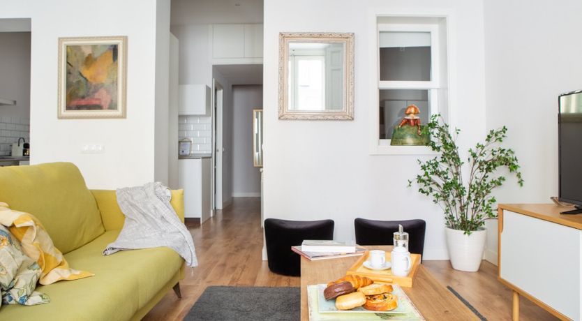 Photo of Yellow Brushwork