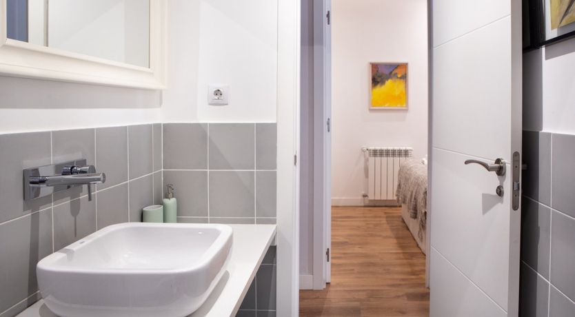 Photo of Yellow Brushwork