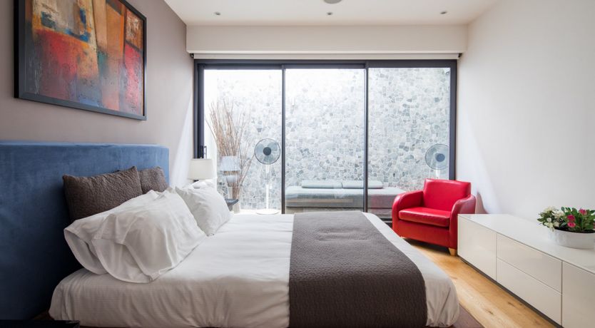 Photo of Kensington Mews