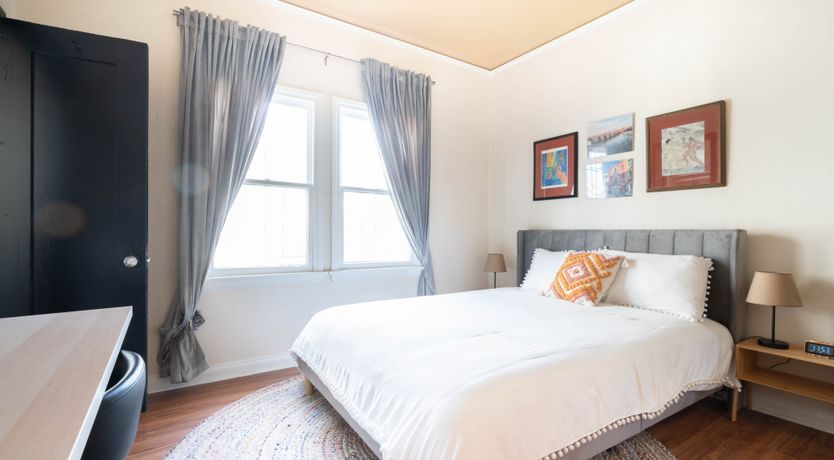 Photo of Easy Like Sunday Mornin'