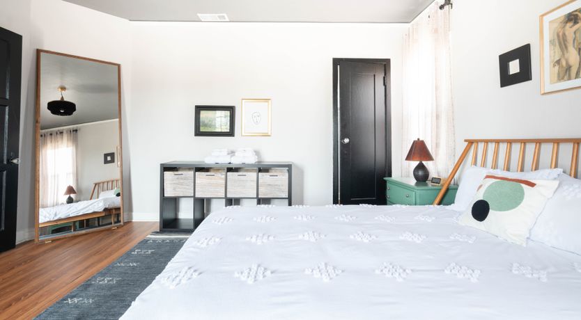 Photo of Easy Like Sunday Mornin'