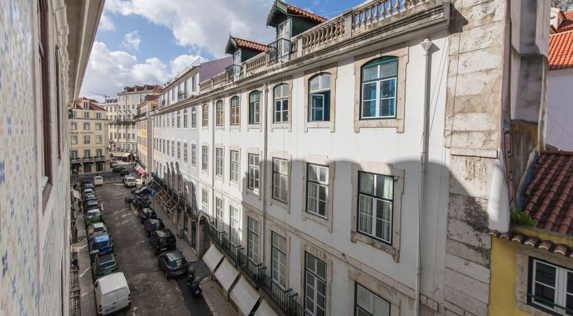 Photo of Yellow Like The Rising Sun