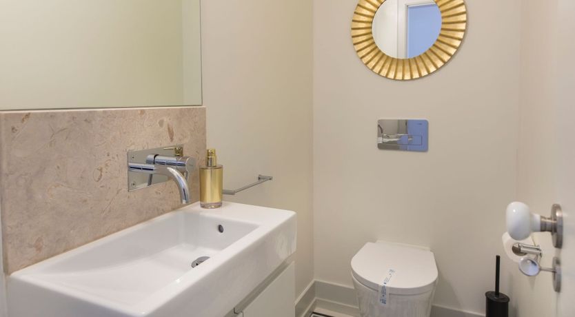 Photo of Yellow Like The Rising Sun