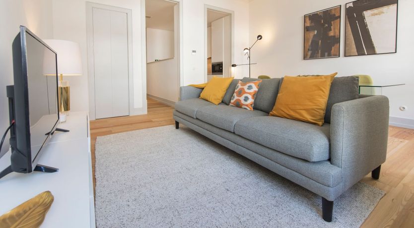 Photo of Yellow Like The Rising Sun