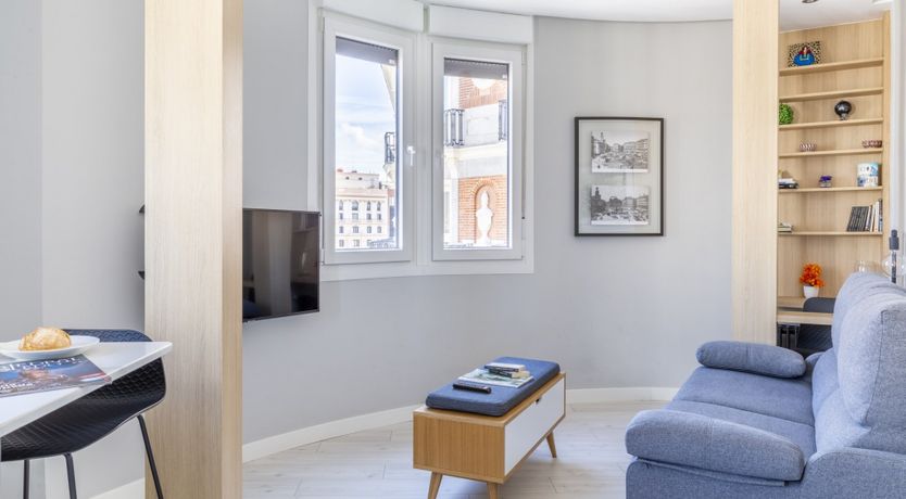 Photo of Grey Magnolia