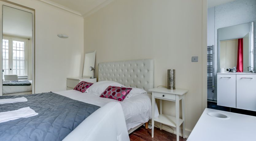 Photo of A Drop of Orange