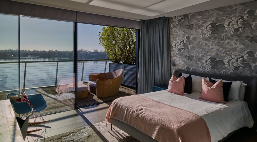 Photo of The Glass Lakehouse