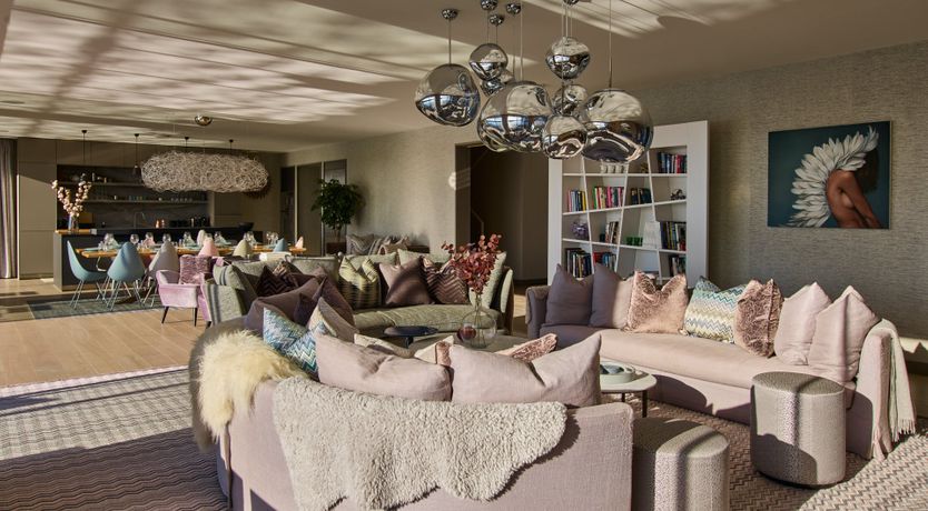 Photo of The Glass Lakehouse