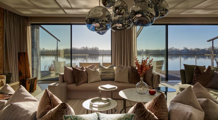 Photo of The Glass Lakehouse