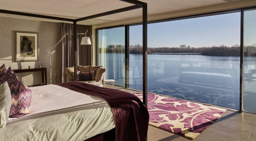 Photo of The Glass Lakehouse