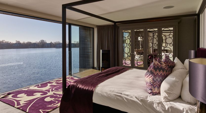 Photo of The Glass Lakehouse