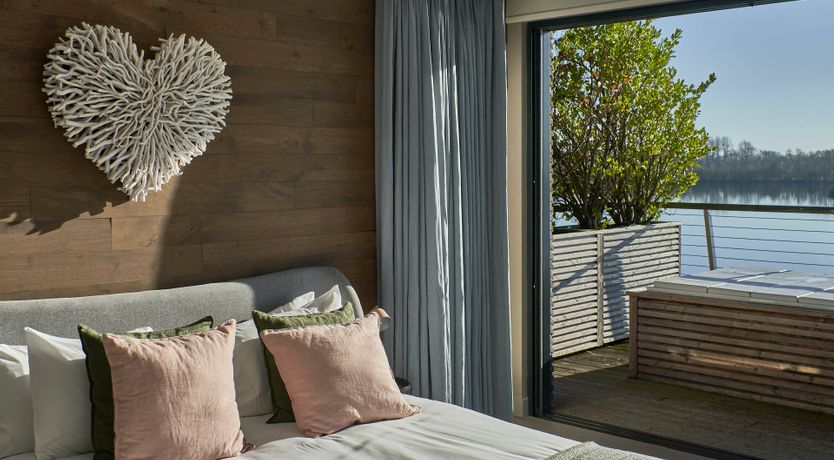 Photo of The Glass Lakehouse