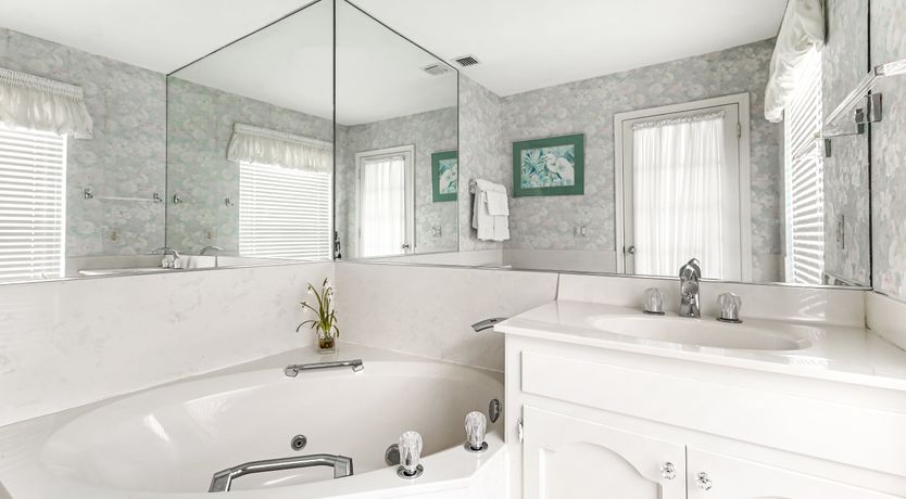 Photo of Nineteenth Hole