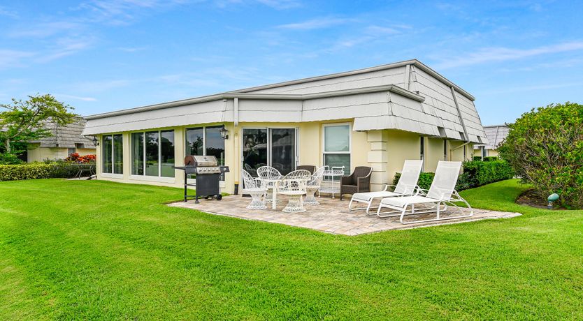 Photo of Nineteenth Hole