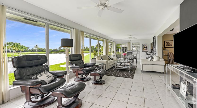 Photo of Nineteenth Hole