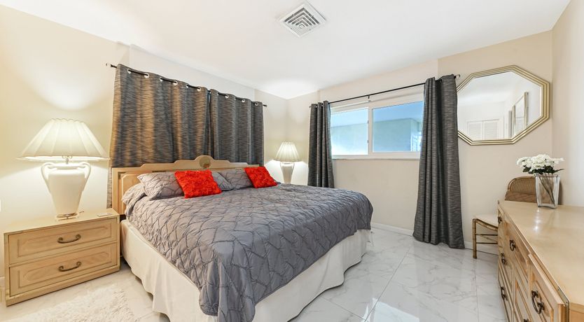 Photo of Nineteenth Hole