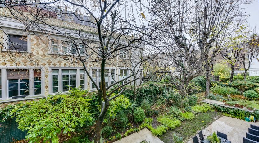 Photo of Simply & Sweetly