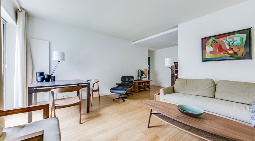 Photo of Simply & Sweetly