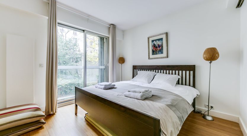 Photo of Simply & Sweetly