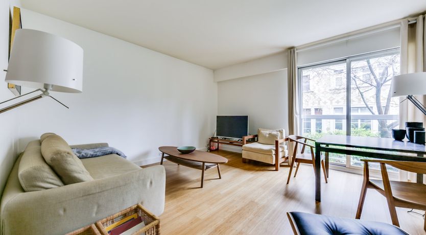 Photo of Simply & Sweetly