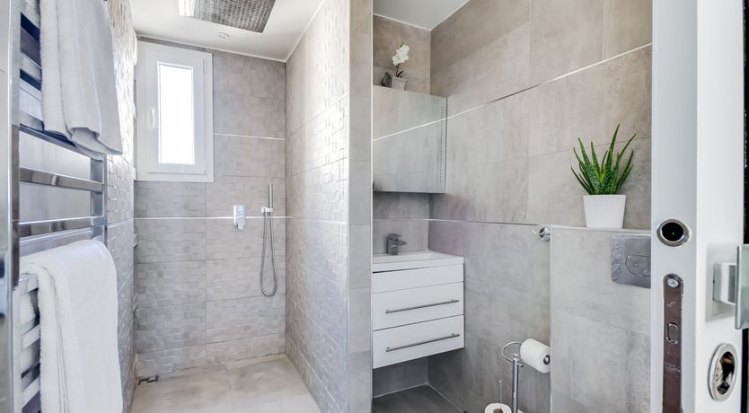 Photo of Arch of the Star