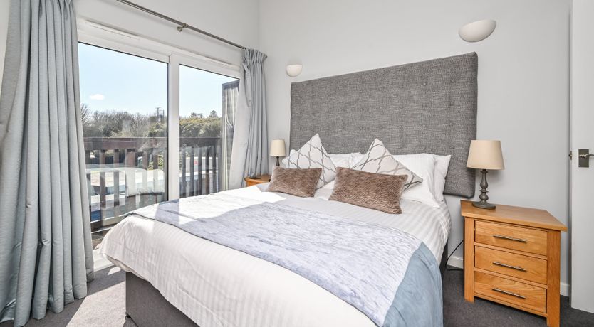 Photo of The Sandpiper