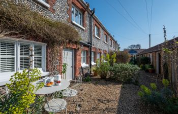 Seastone Holiday Cottage